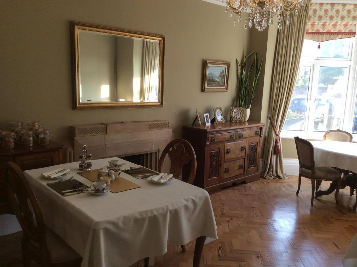 The Old Surgery Bed & Breakfast Clacton-on-Sea Ngoại thất bức ảnh